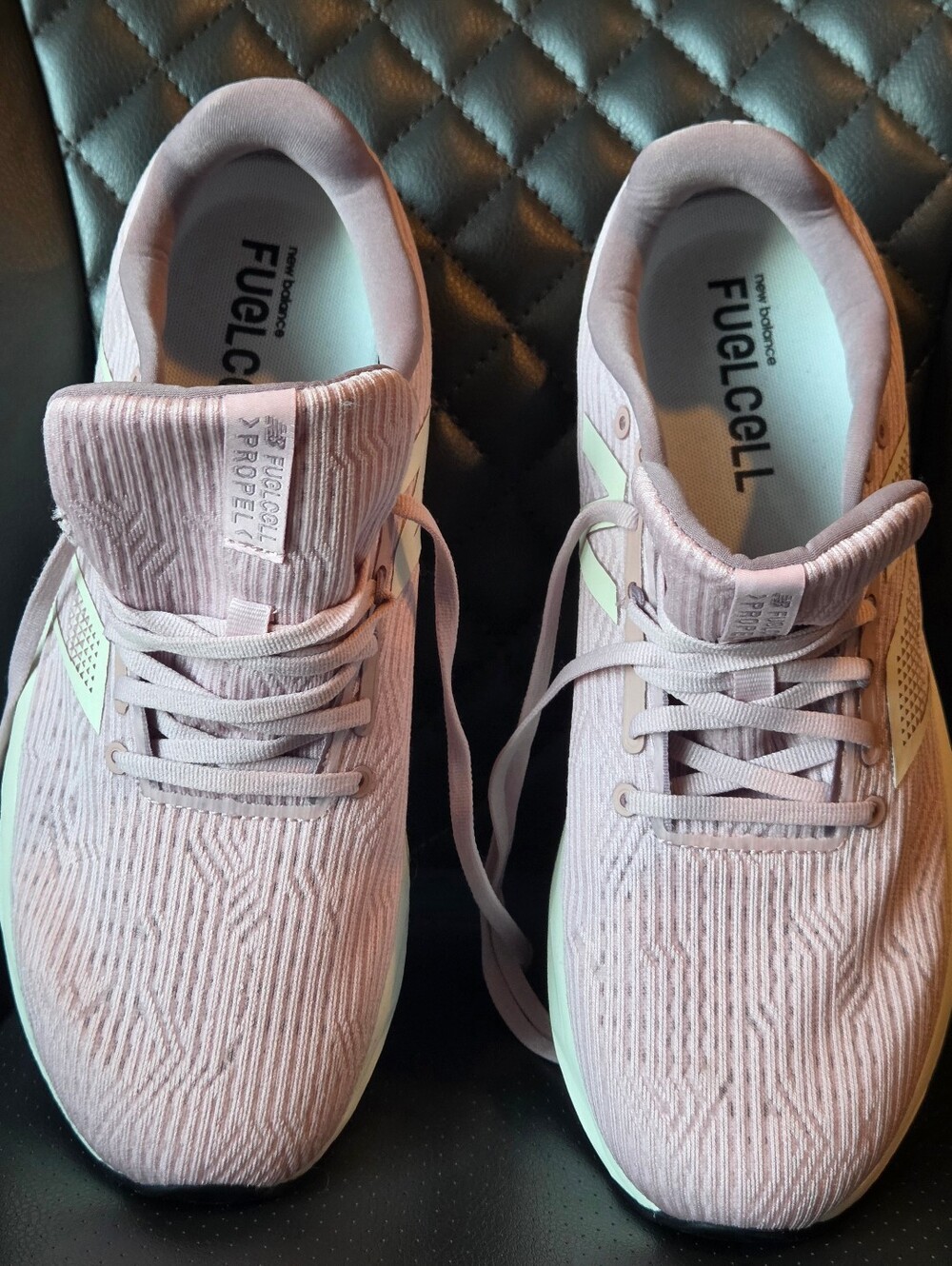 New Balance FuelCell Propel Women's Running Shoes Sz 12 Lilac Lavender Pale Pink